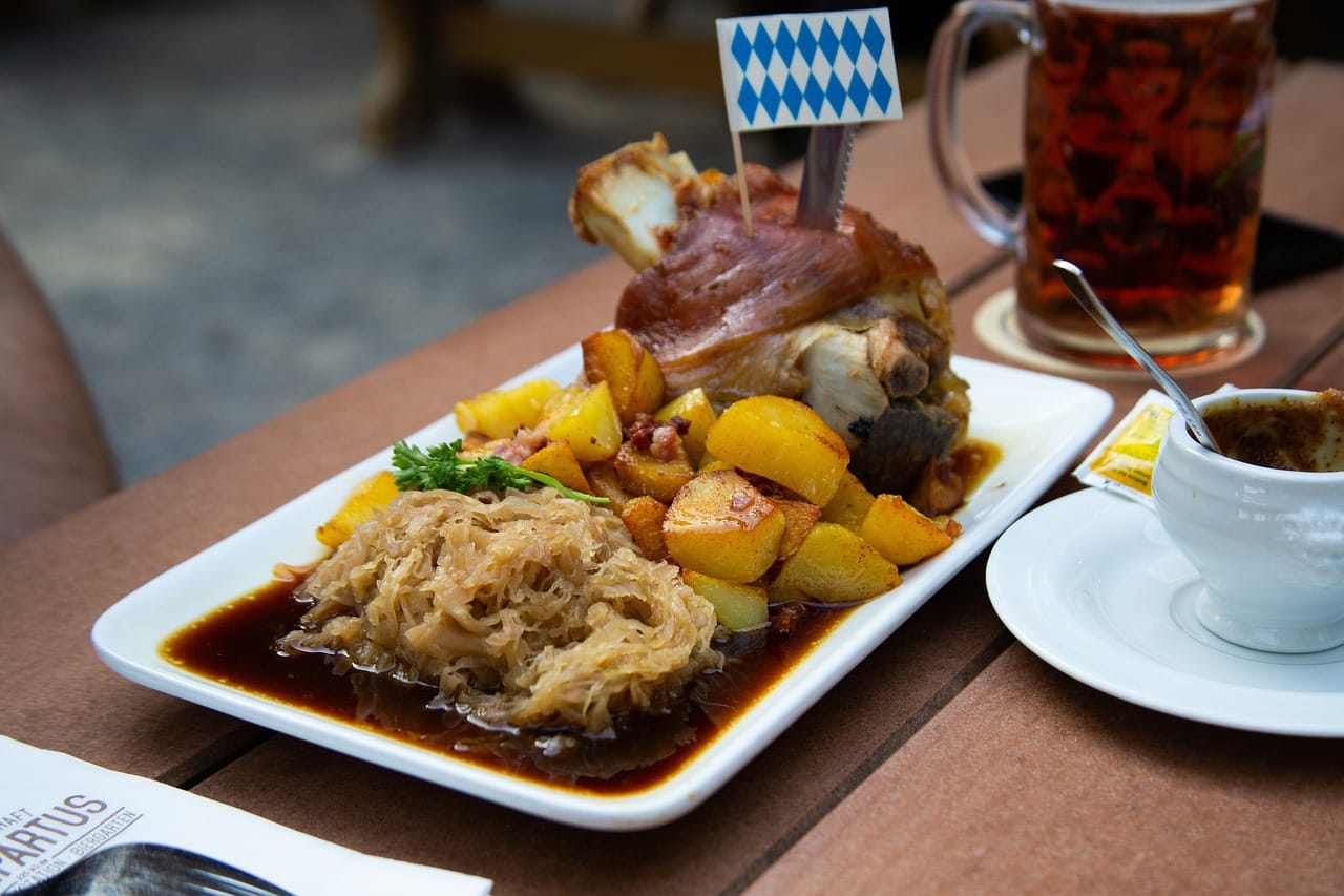 Jakie są najstarsze restauracje działające w Polsce?